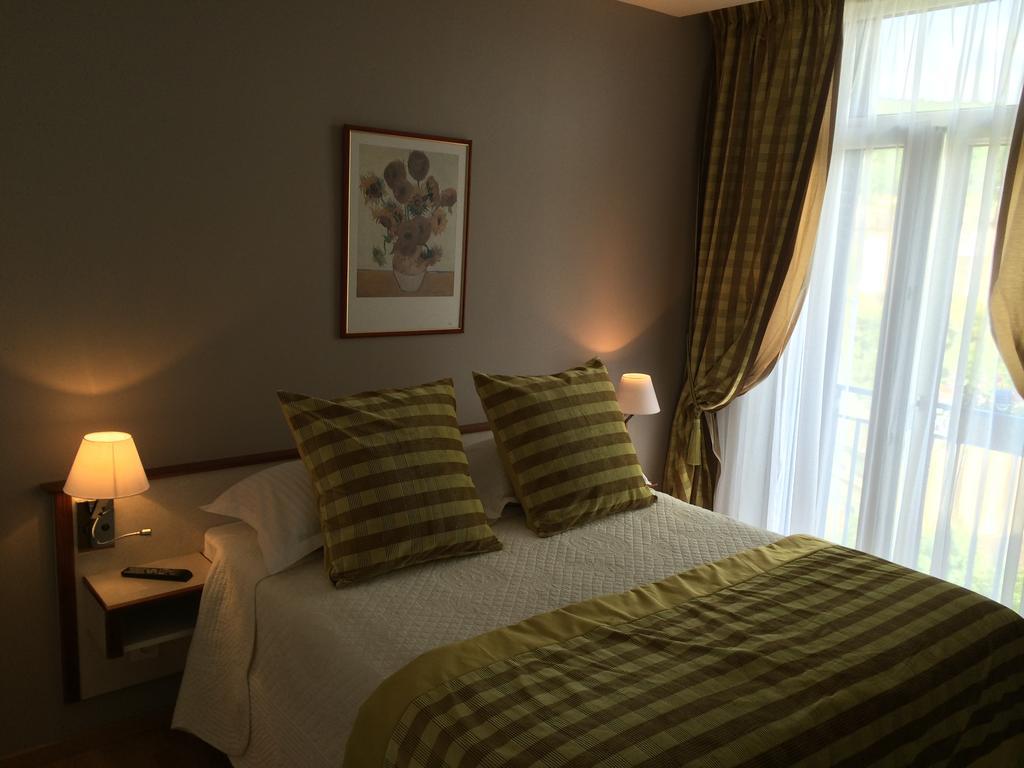 Bellevue Hotel Châtel-Guyon Buitenkant foto