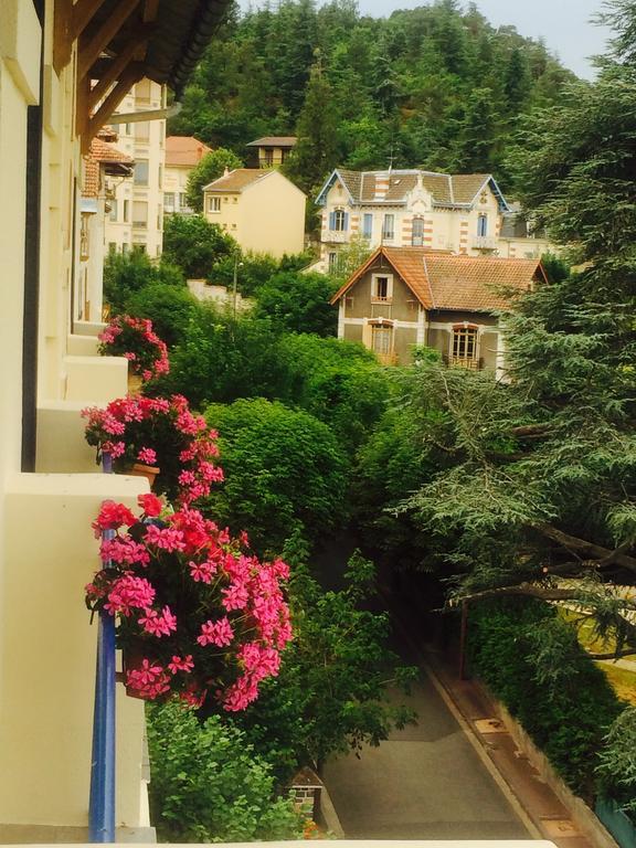 Bellevue Hotel Châtel-Guyon Buitenkant foto