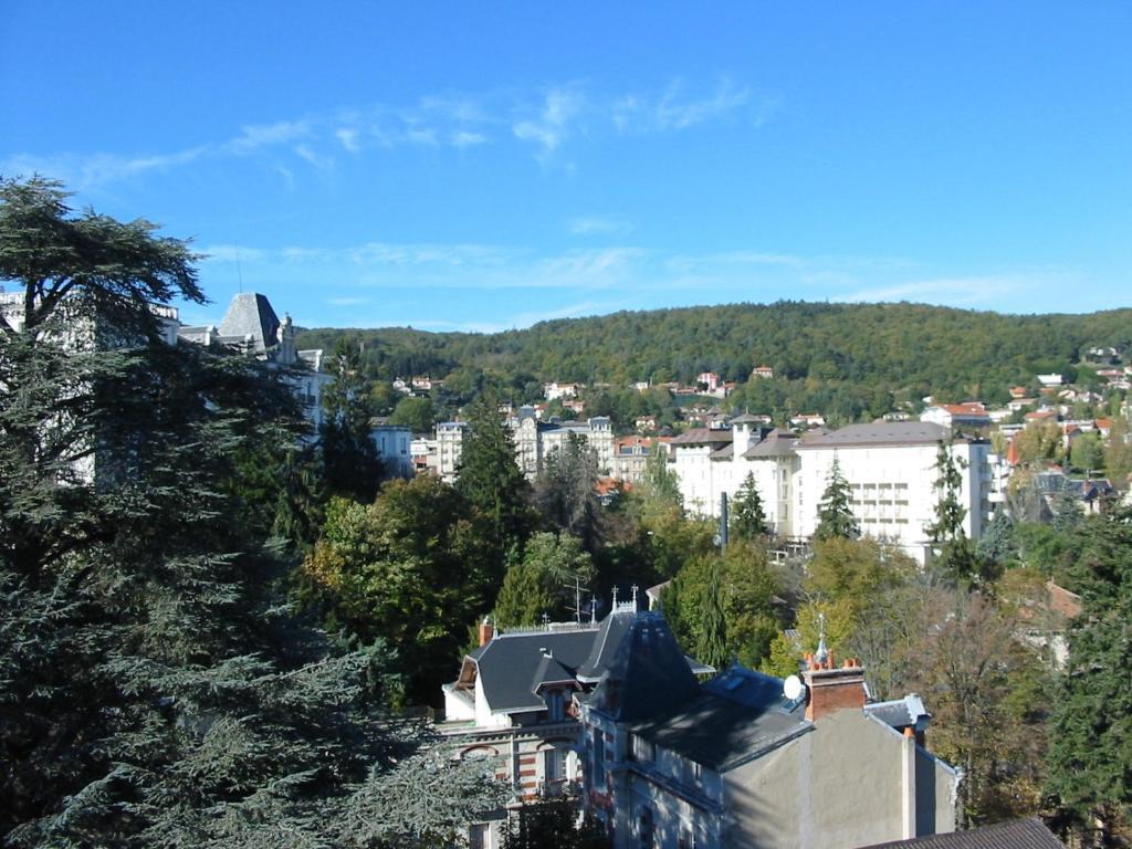 Bellevue Hotel Châtel-Guyon Buitenkant foto